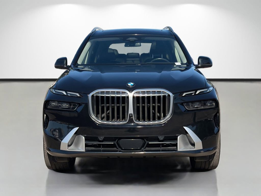 Used 2023 BMW X7 xDrive40i image 8