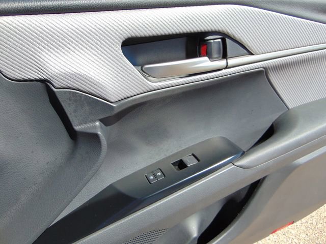 Used 2025 Toyota Camry SE image 26