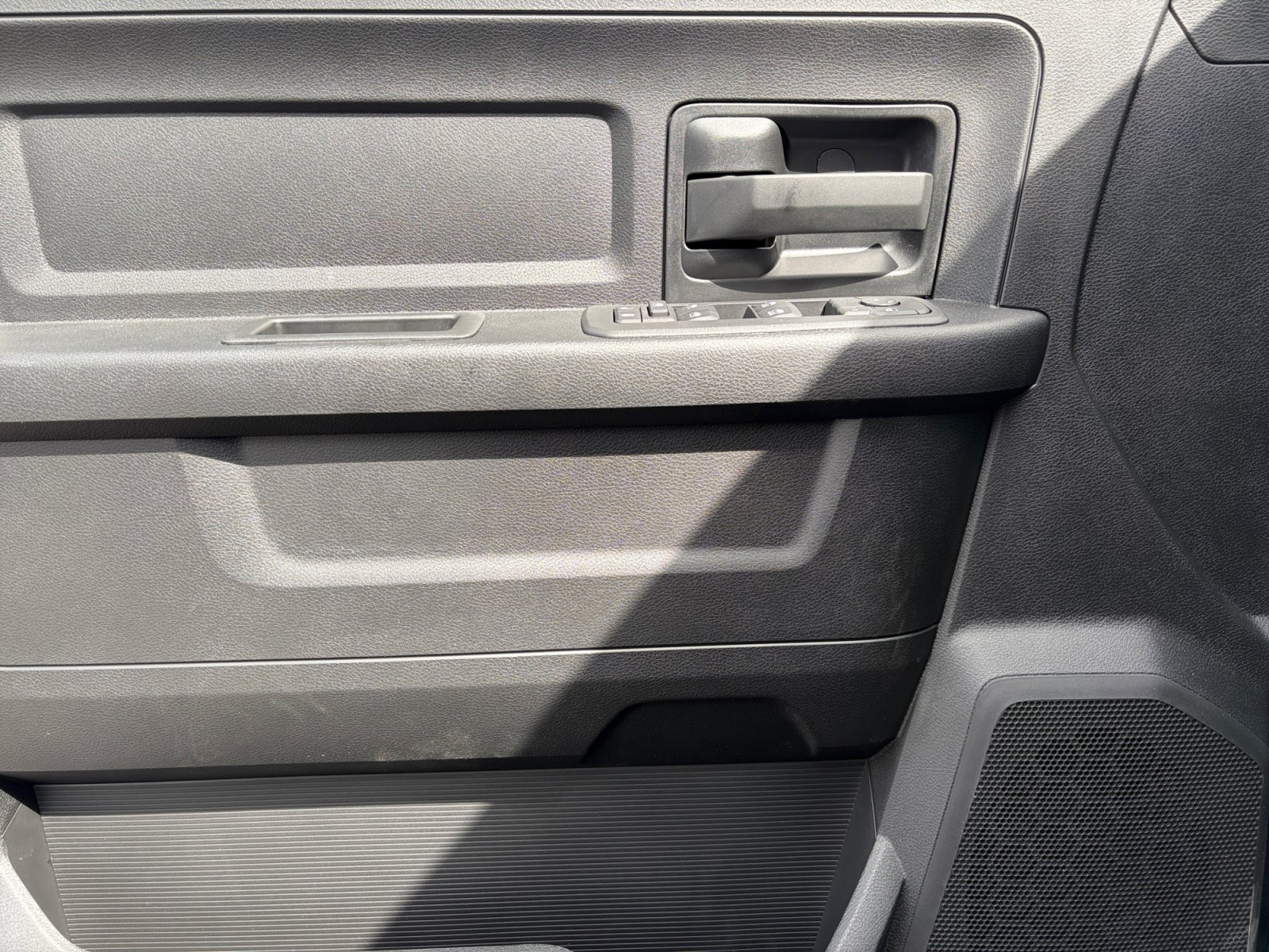 New 2027 RAM 3500 Laramie AWD/4WD image 14