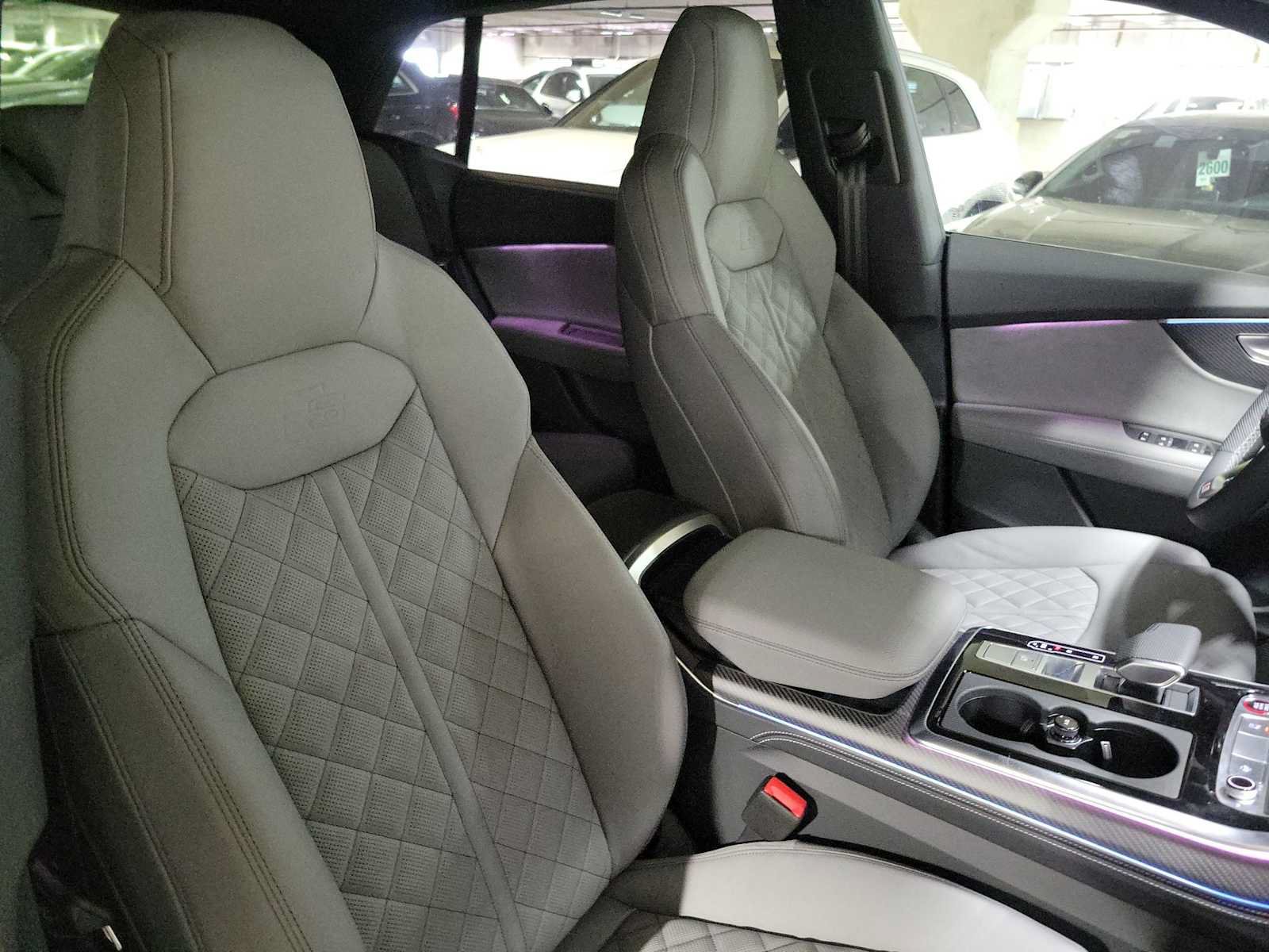 New 2026 Audi SQ8 Premium Plus AWD/4WD image 19