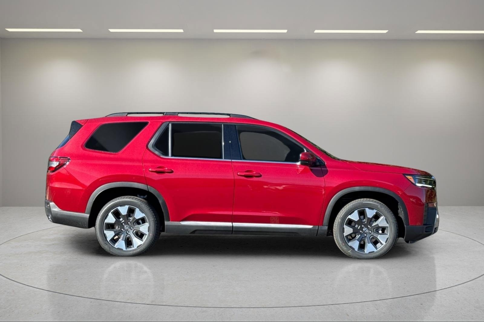 New 2026 Honda Pilot Touring image 2