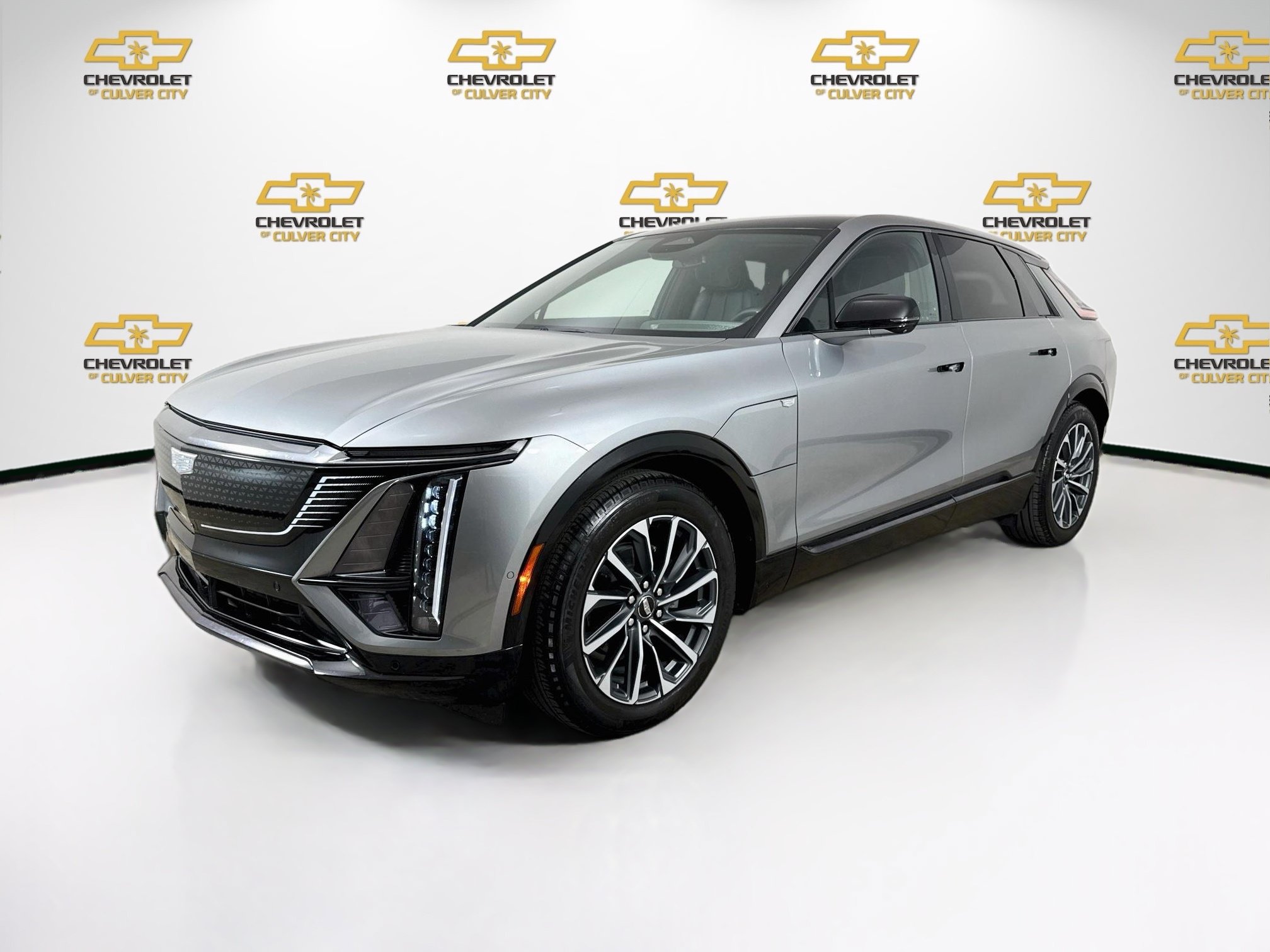 Used 2024 Cadillac Lyriq Sport RWD image 3