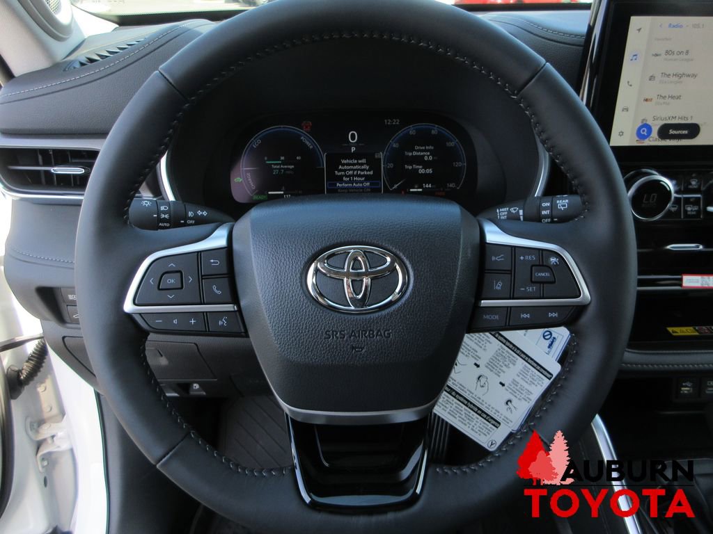 New 2026 Toyota Highlander Limited image 13