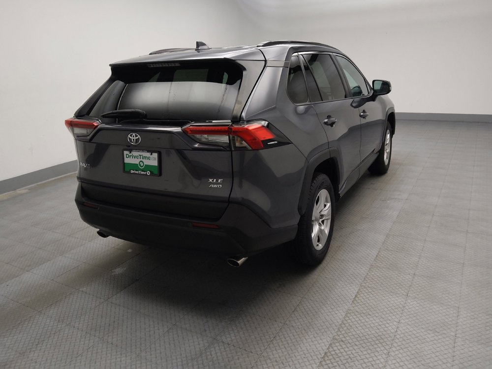 Used 2021 Toyota RAV4 XLE image 9