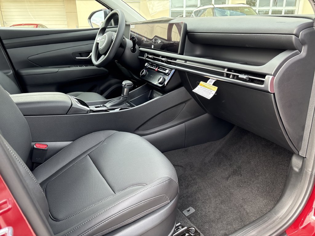 New 2026 Hyundai Tucson SEL Plus FWD image 32