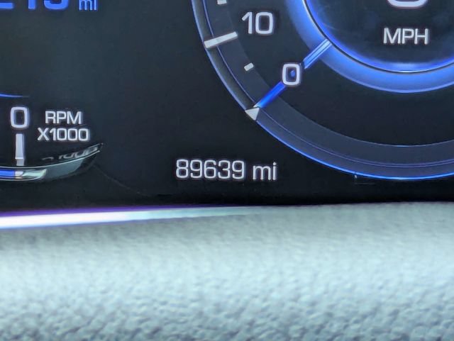 Used 2020 Cadillac Escalade Premium Luxury AWD/4WD image 33