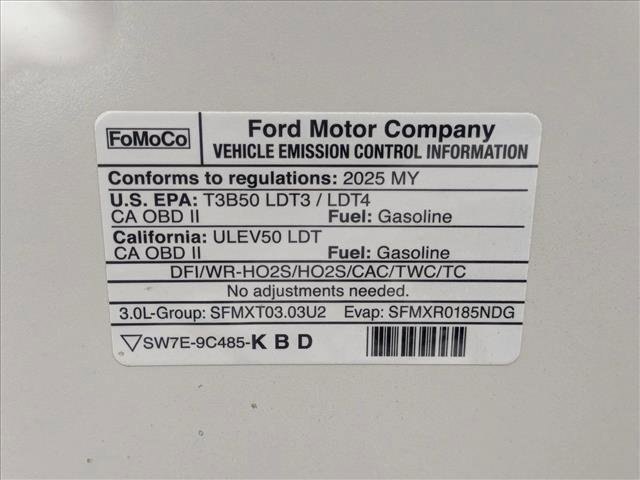 Used 2025 Ford Explorer ST image 27