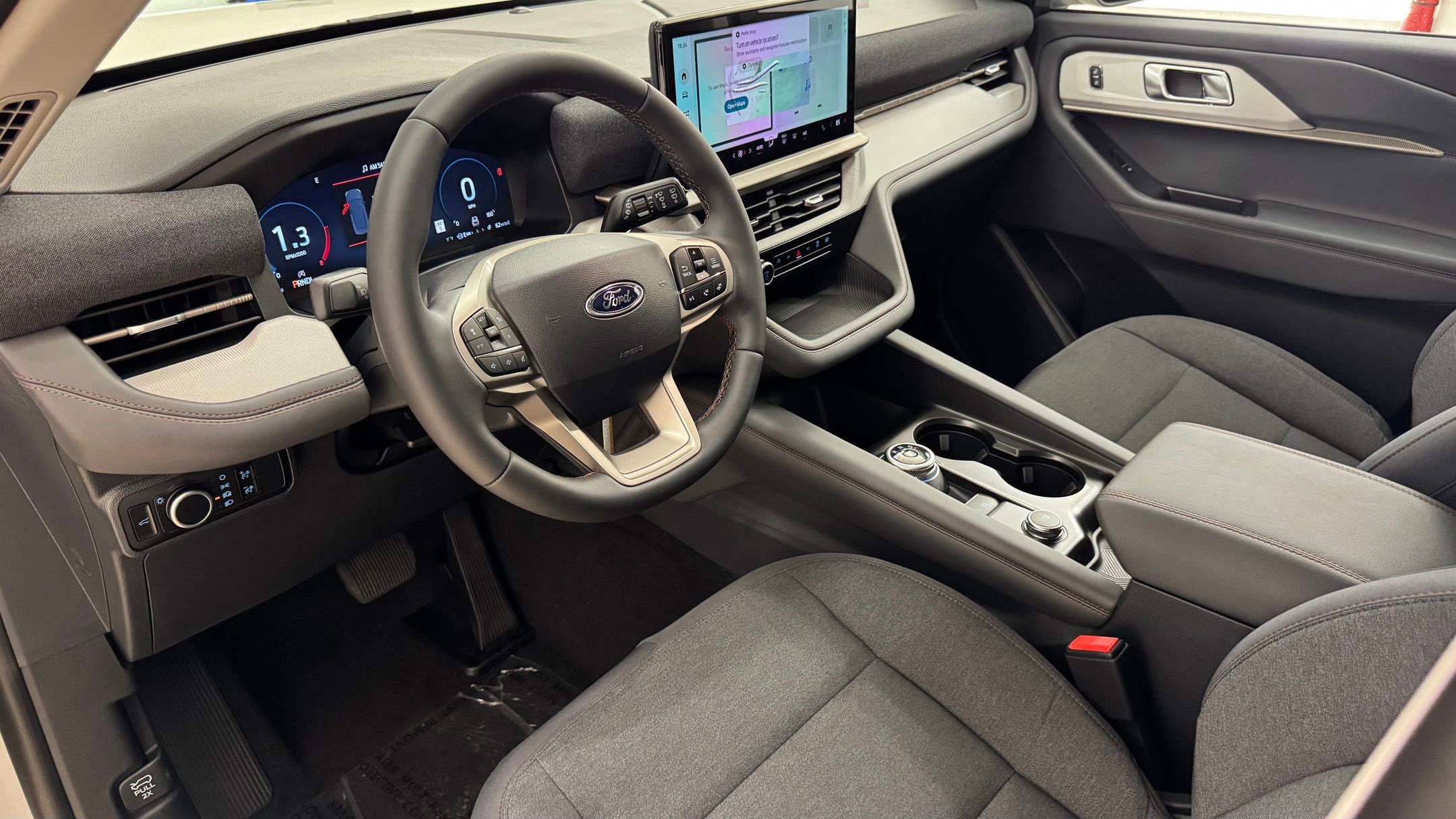New 2026 Ford Explorer Active image 4