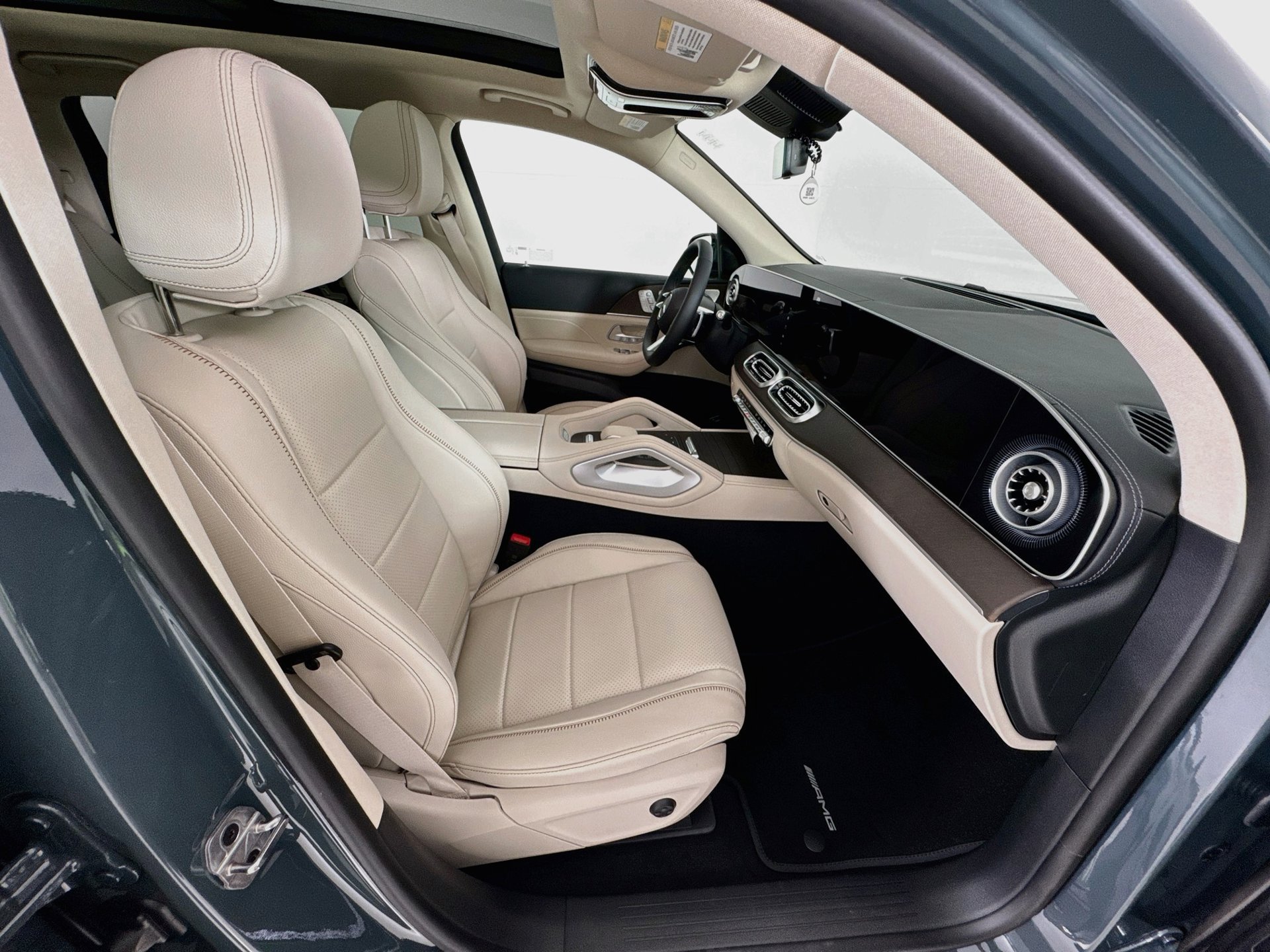New 2027 Mercedes-Benz GLS 450 4MATIC image 37