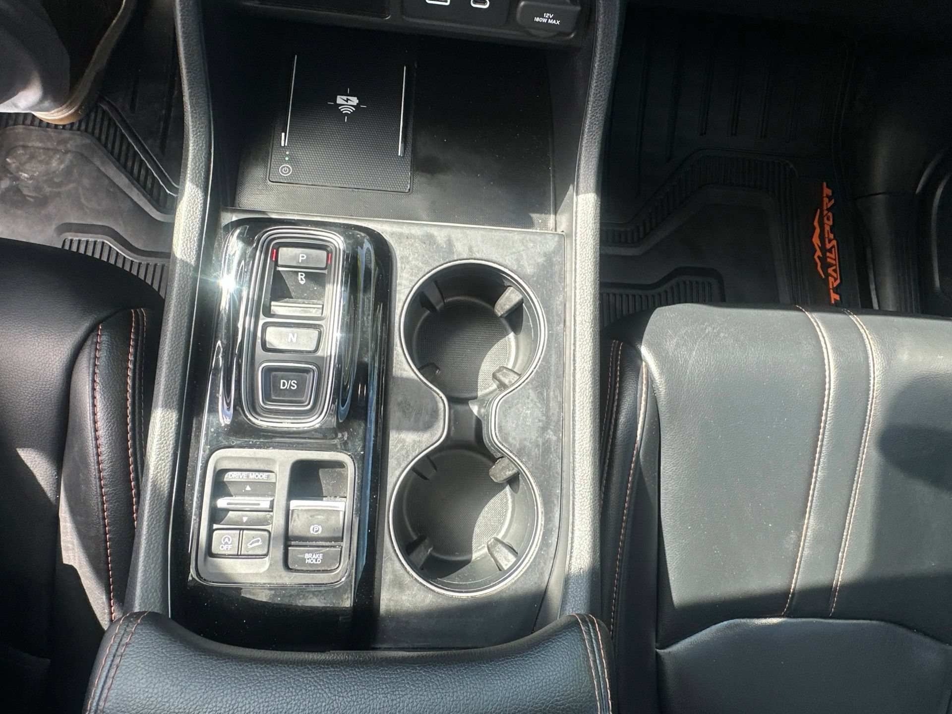 Used 2024 Honda Pilot TrailSport image 20
