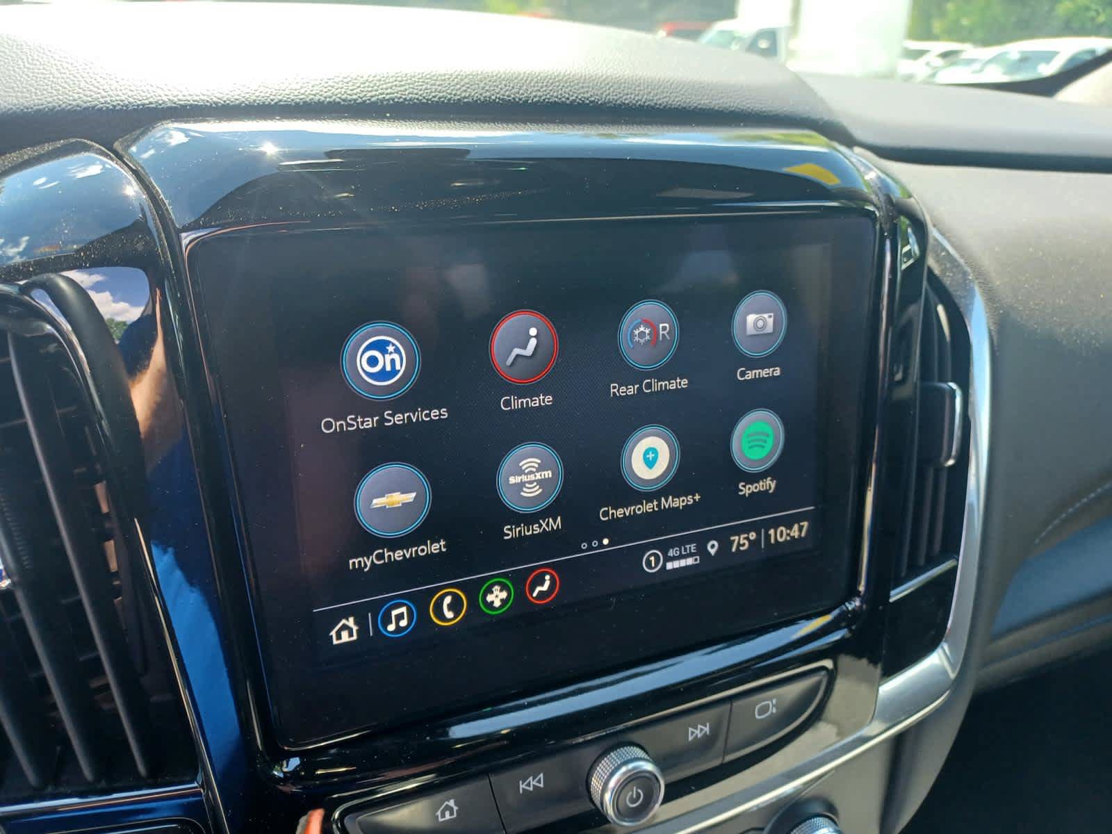 Used 2023 Chevrolet Traverse LT w/ Rear Camera Mirror Package AWD/4WD image 12