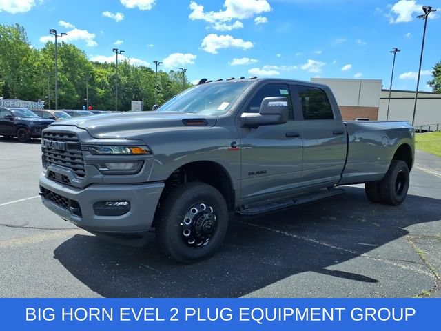 New 2026 RAM 3500 Big Horn AWD/4WD image 3