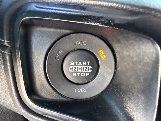 Used 2024 Jeep Wrangler Unlimited Rubicon AWD/4WD image 21