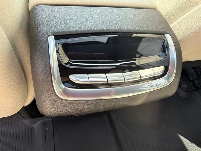 Used 2025 Cadillac XT6 Sport w/ LPO, Floor Liner Package AWD/4WD image 20