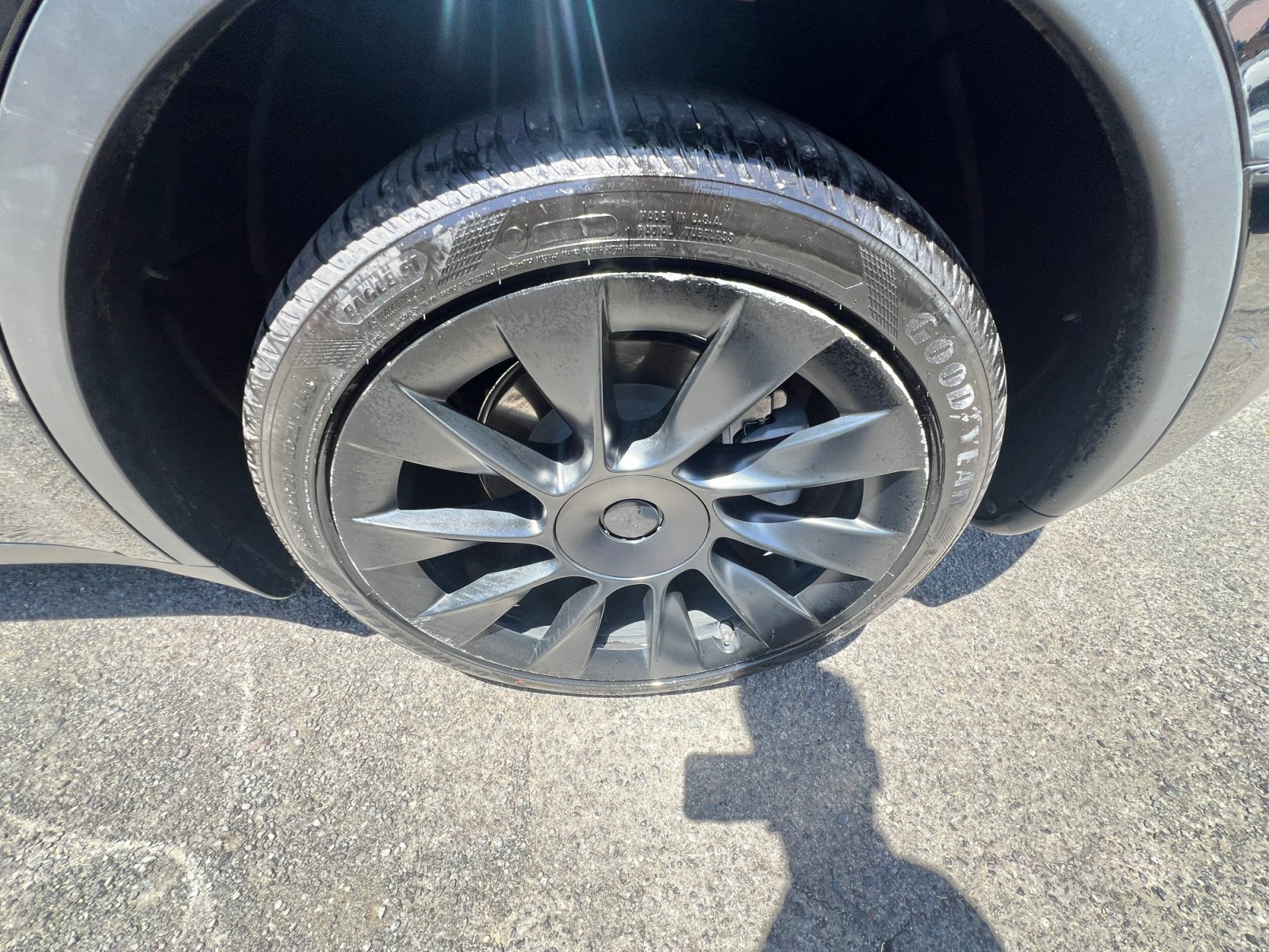 Used 2021 Tesla Model Y Long Range image 31