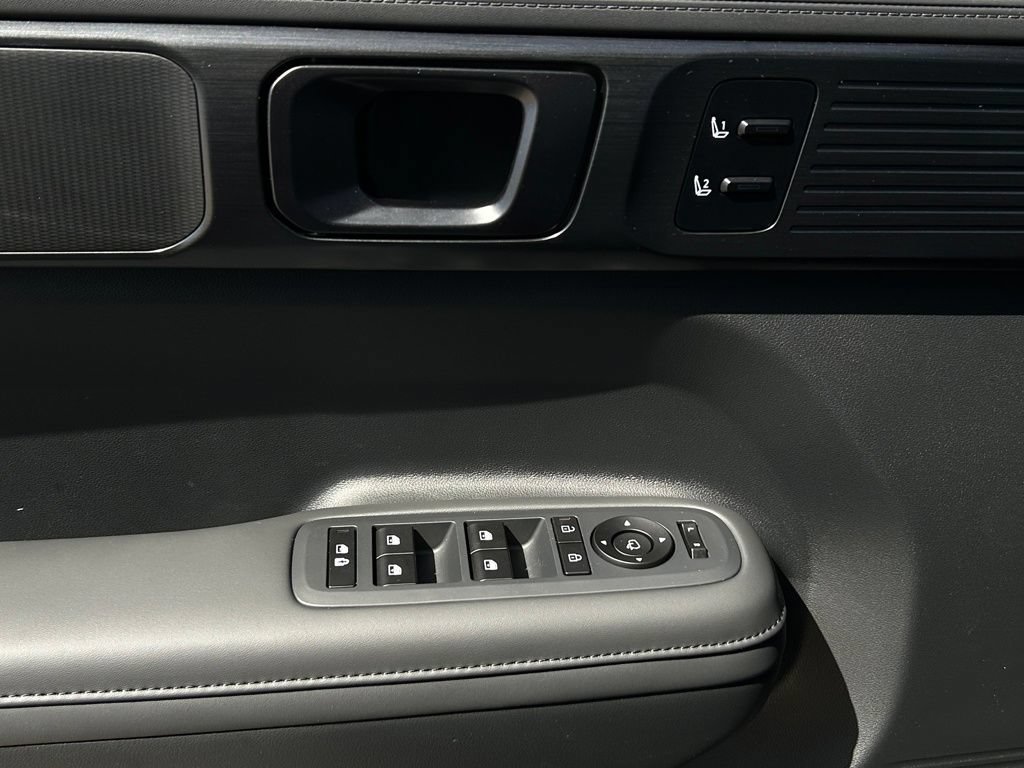 New 2026 Hyundai Santa Fe Calligraphy FWD image 22