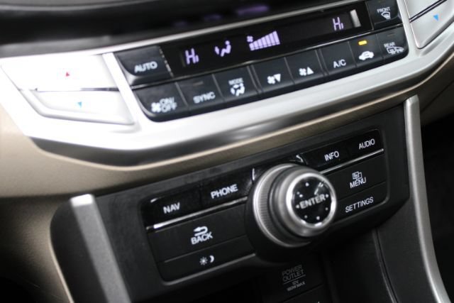 Used 2015 Honda Accord Touring image 19