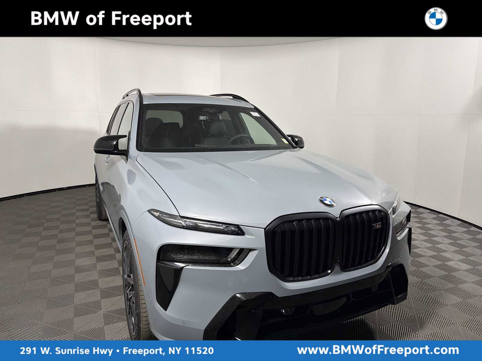 New 2026 BMW X7 M60i image 1