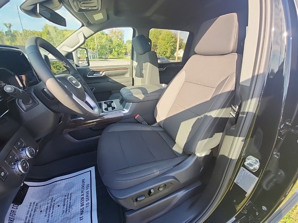 New 2026 GMC Sierra 3500 SLE image 13
