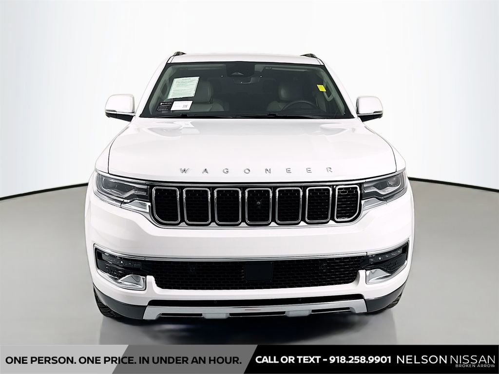 Used 2022 Jeep Wagoneer Series III w/ Convenience Group I image 2