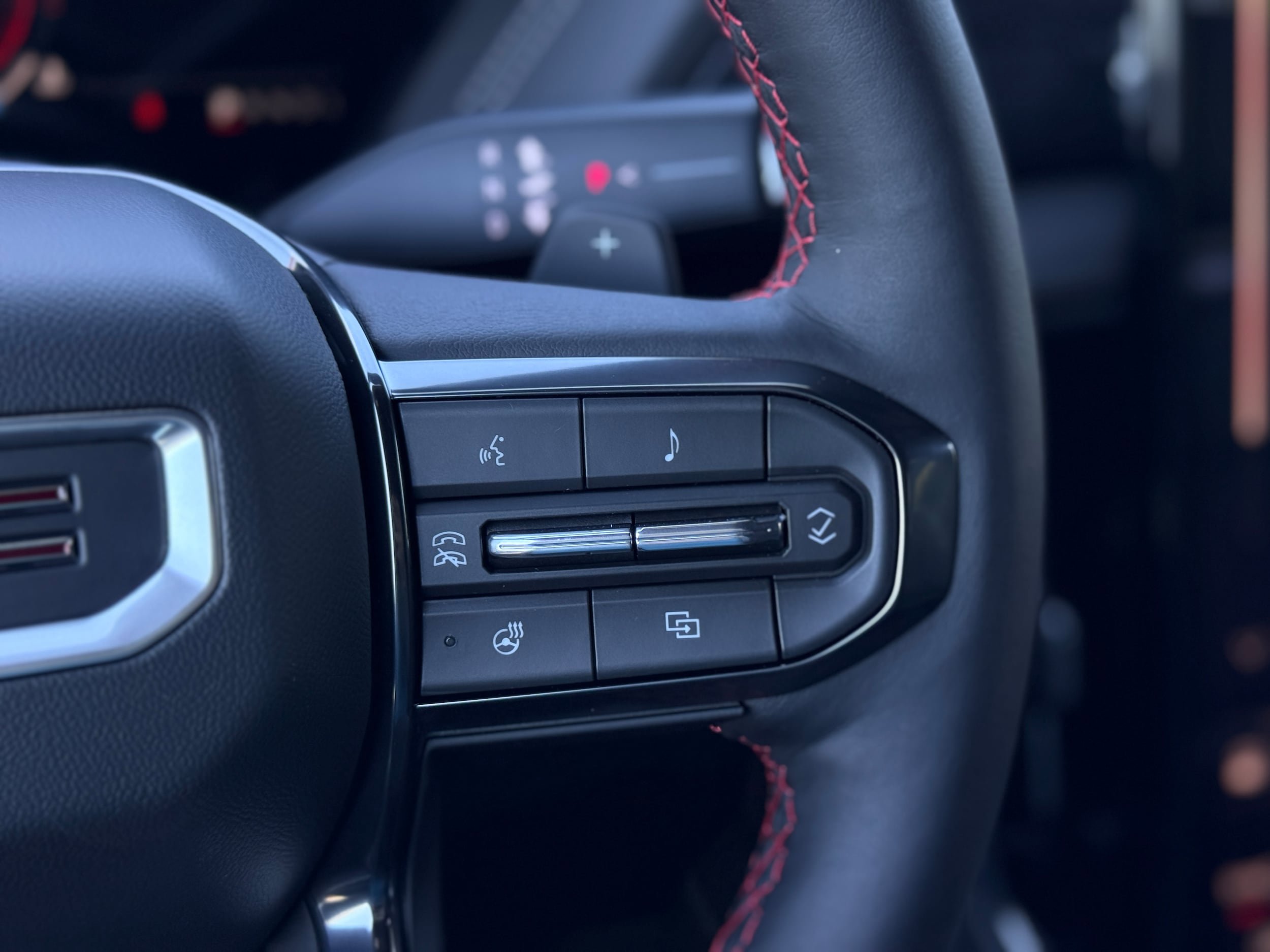 New 2026 GMC Yukon AT4 Ultimate image 32