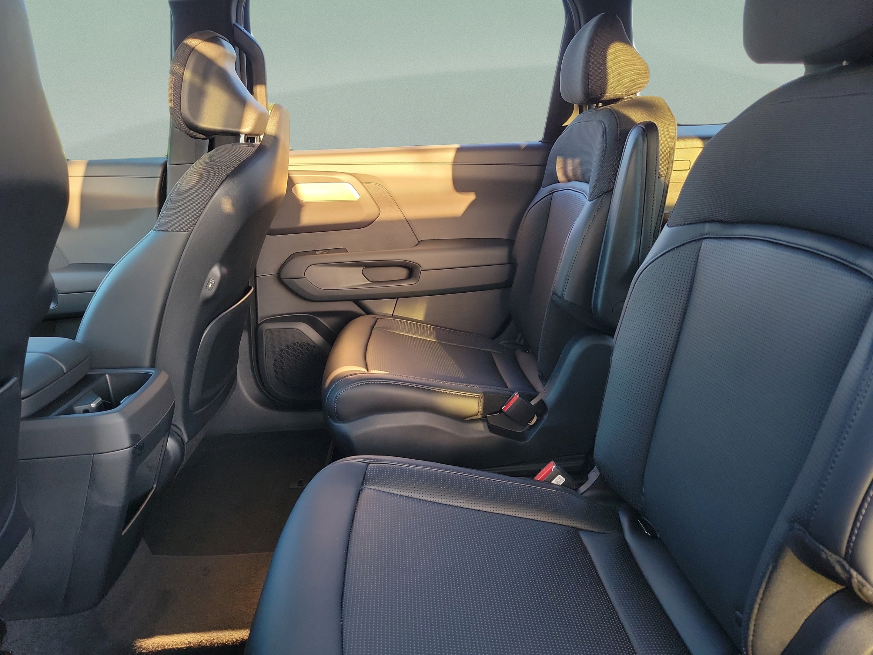 New 2027 Kia Telluride S FWD image 6
