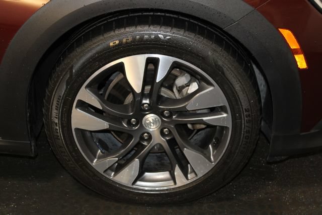 Used 2018 Buick Regal Preferred w/ Sights and Sounds Package AWD/4WD image 36
