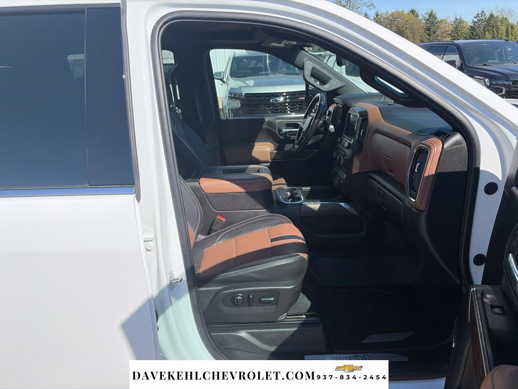 Used 2022 Chevrolet Silverado 3500 High Country AWD/4WD image 25