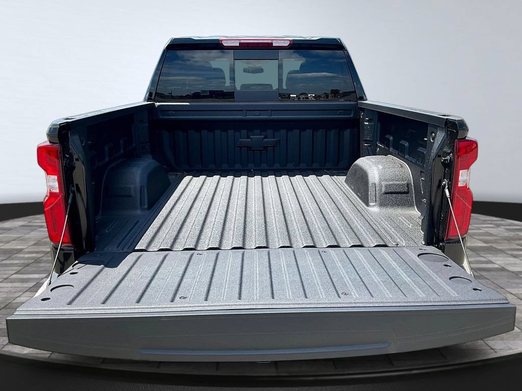 New 2026 Chevrolet Silverado 1500 RST w/ Dark Appearance Package AWD/4WD image 10