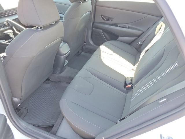 New 2026 Hyundai Elantra Sport image 21