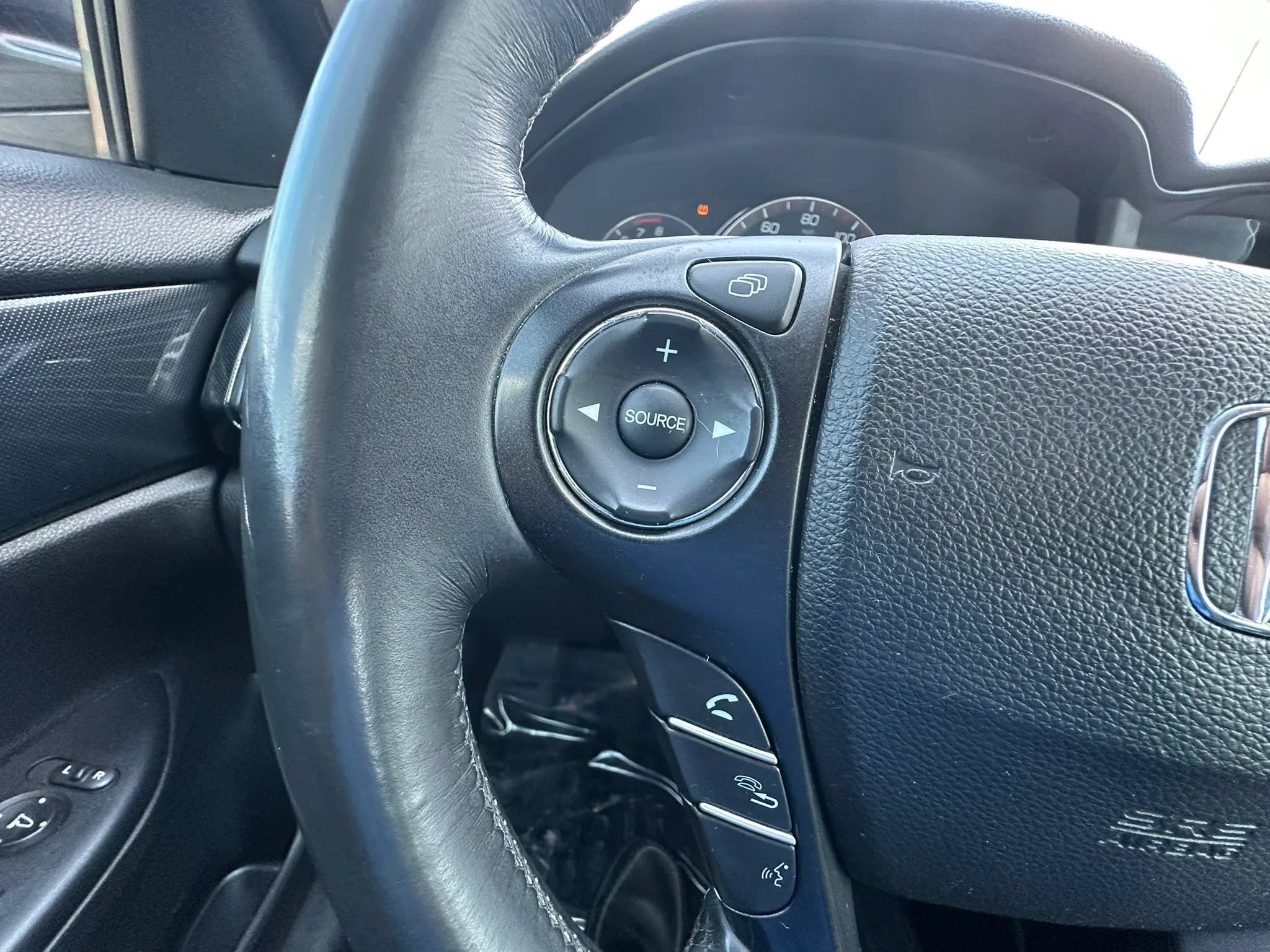 Used 2015 Honda Accord Sport image 23