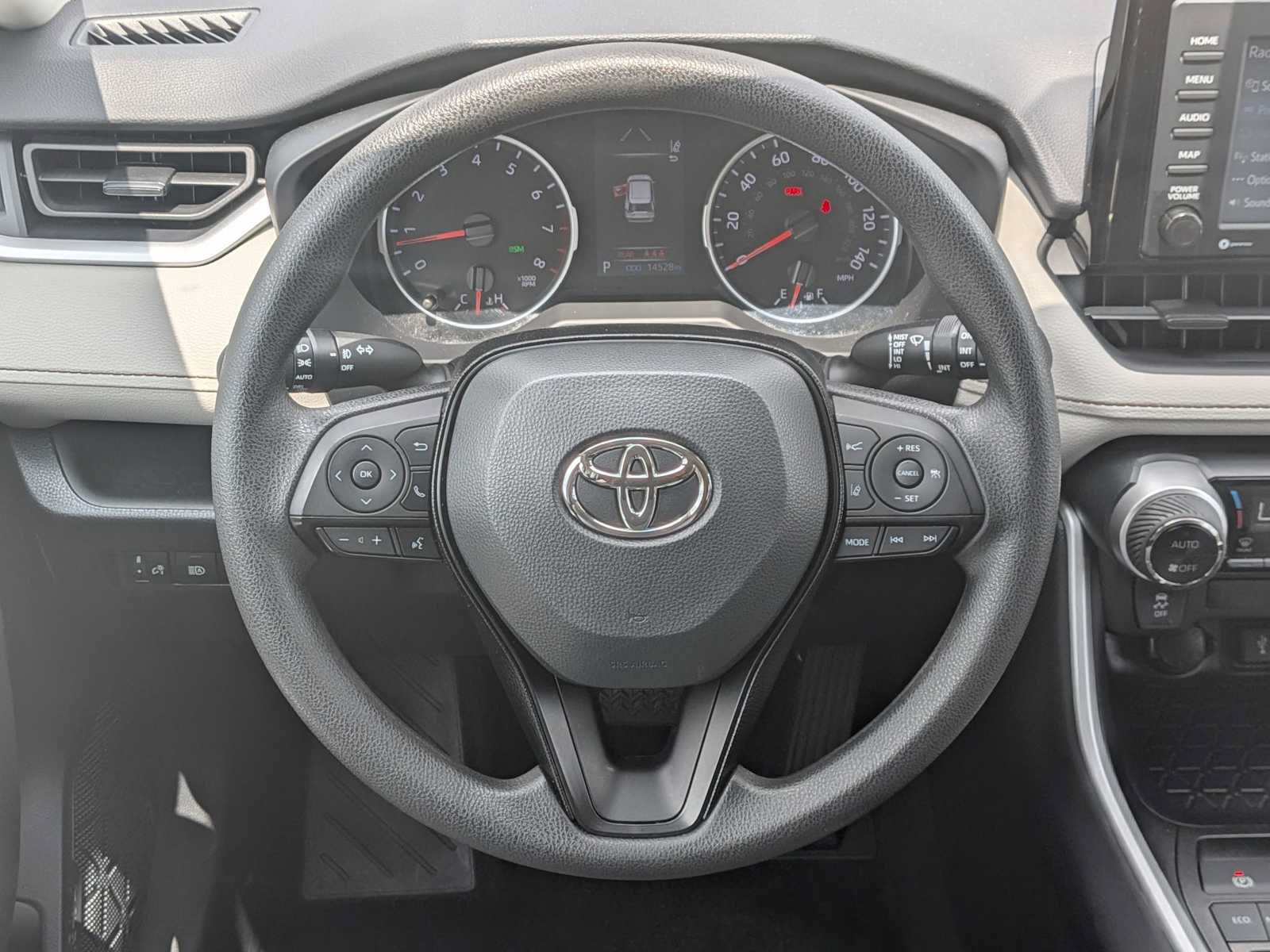 Used 2021 Toyota RAV4 XLE FWD image 22