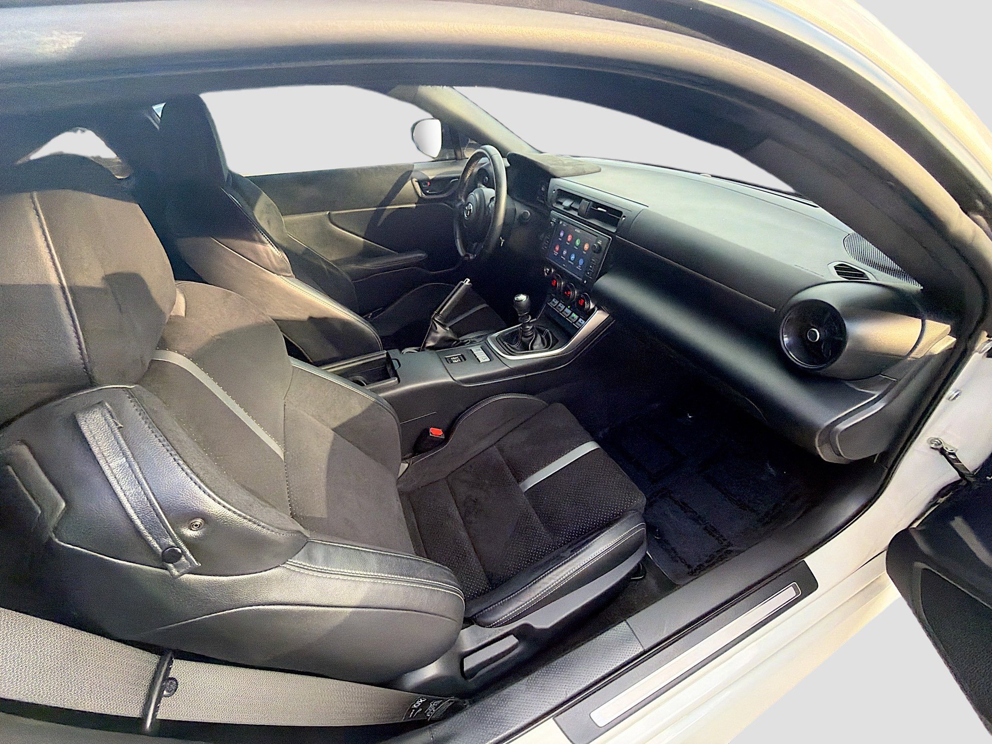 Used 2023 Toyota GR86 Premium image 28