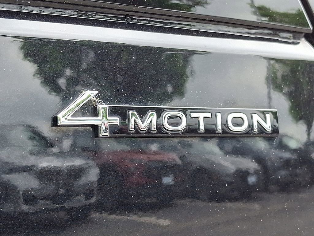 Used 2023 Volkswagen Atlas SEL R-Line AWD/4WD image 36