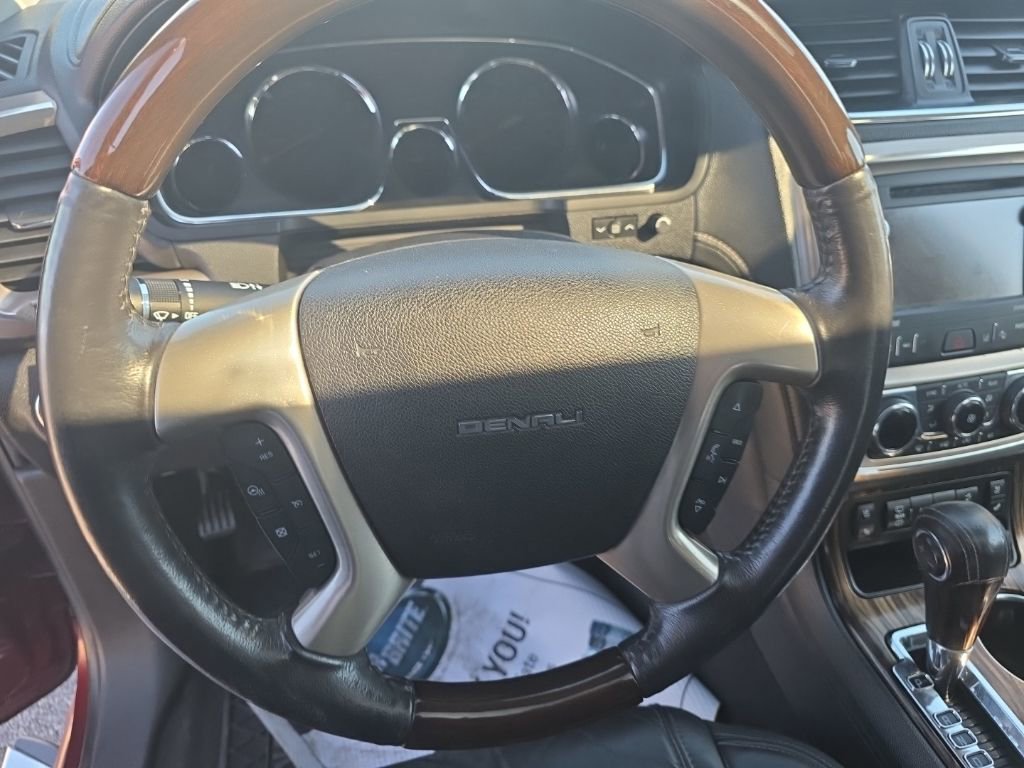 Used 2015 GMC Acadia Denali image 10
