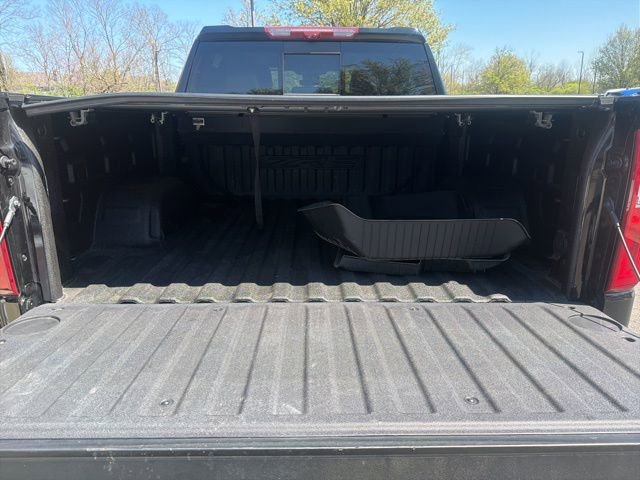 Used 2023 Chevrolet Silverado 1500 ZR2 w/ Technology Package AWD/4WD image 10
