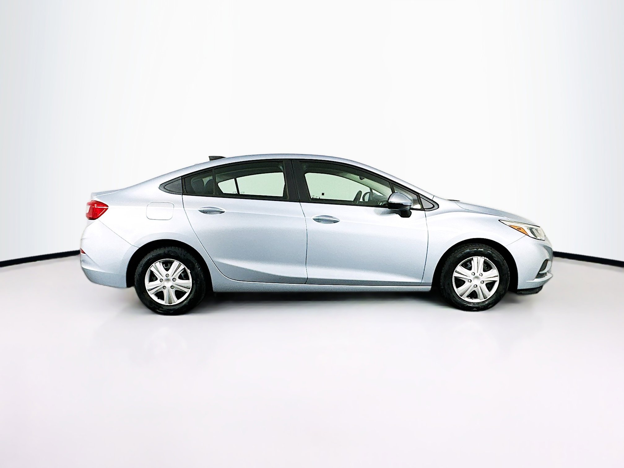 Used 2017 Chevrolet Cruze LS FWD image 10