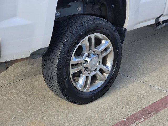 Used 2019 Chevrolet Silverado 2500 High Country w/ Duramax Plus Package AWD/4WD image 15