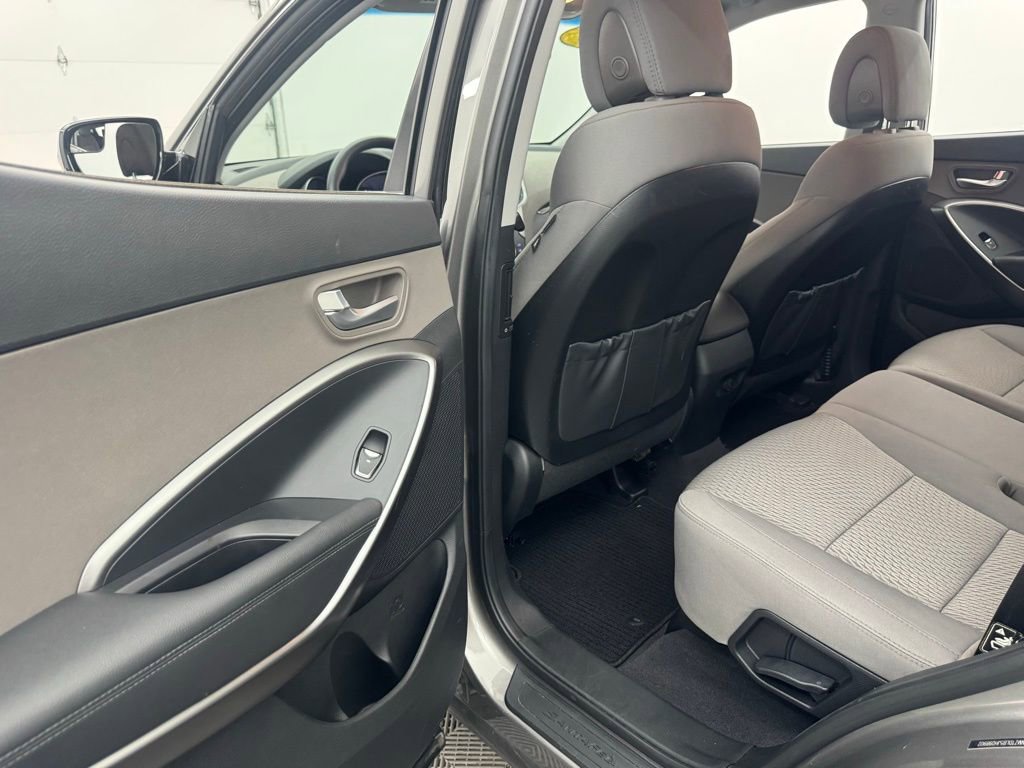 Used 2018 Hyundai Santa Fe Sport AWD/4WD image 38