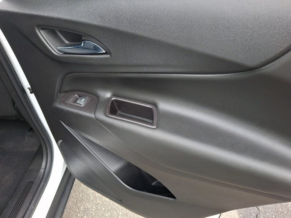 Used 2020 Chevrolet Equinox LT image 14