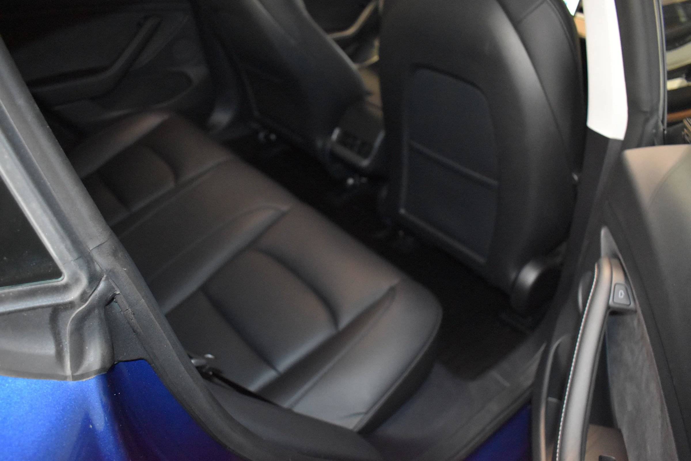 Used 2023 Tesla Model 3 Standard Range RWD image 11