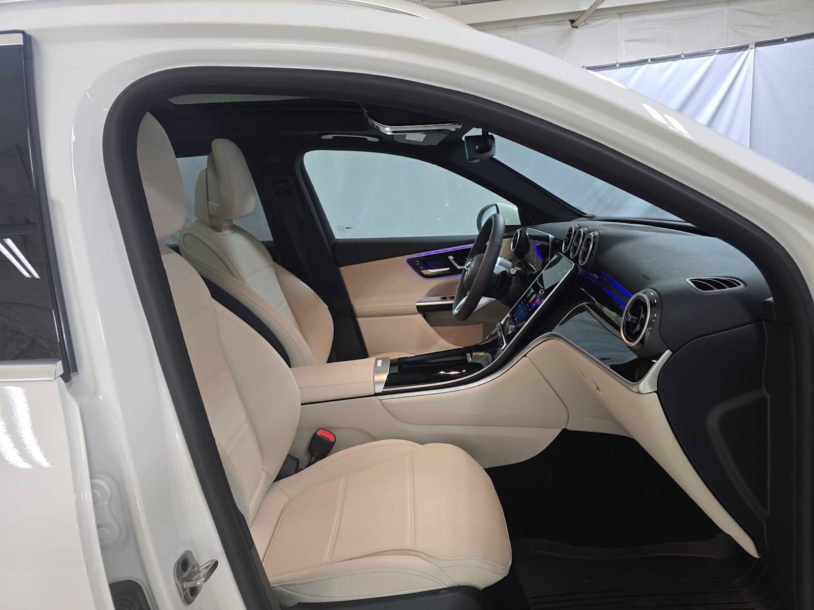 Certified 2026 Mercedes-Benz GLC 300 4MATIC image 10