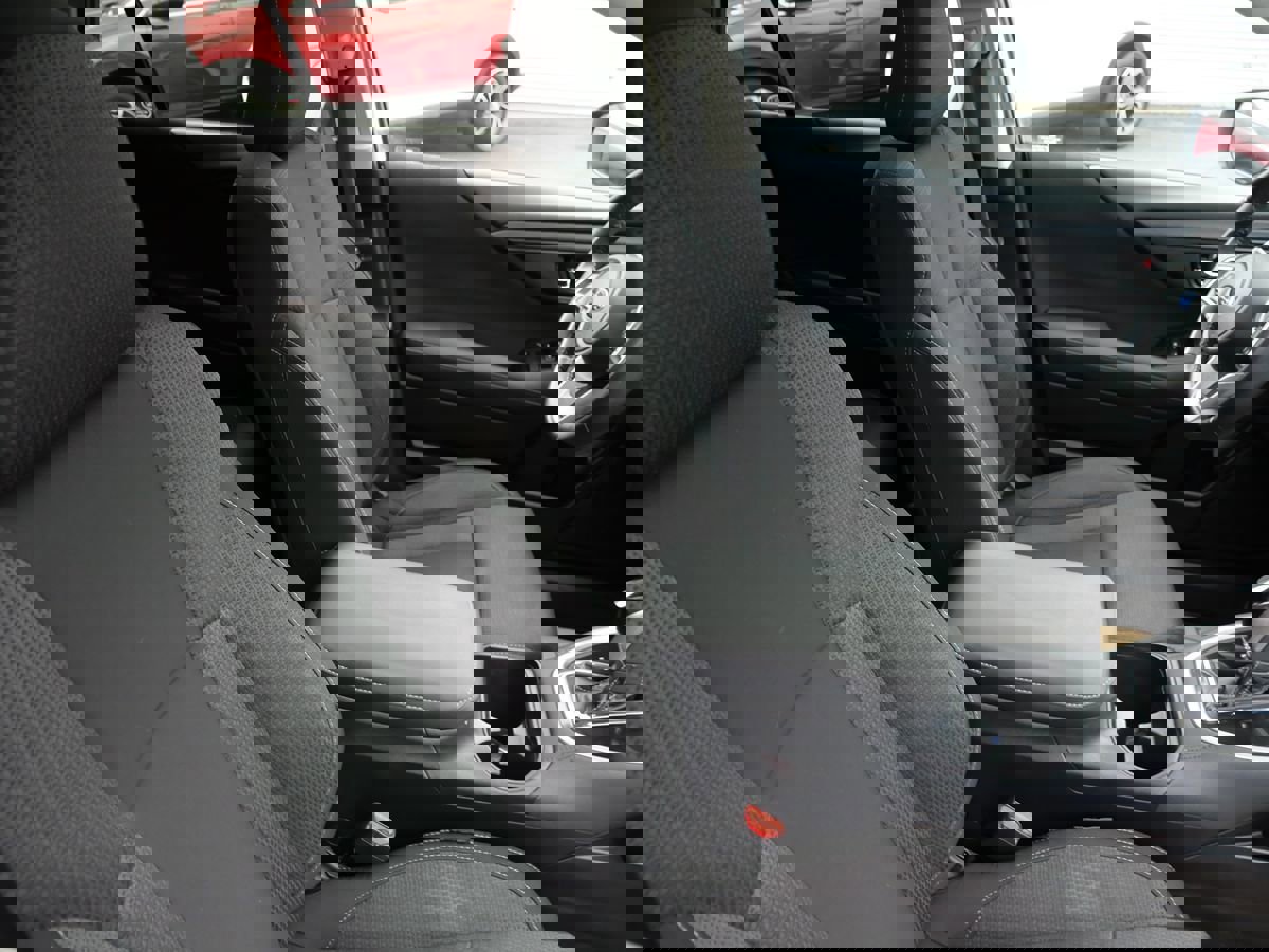 Used 2020 Subaru Outback Premium image 29