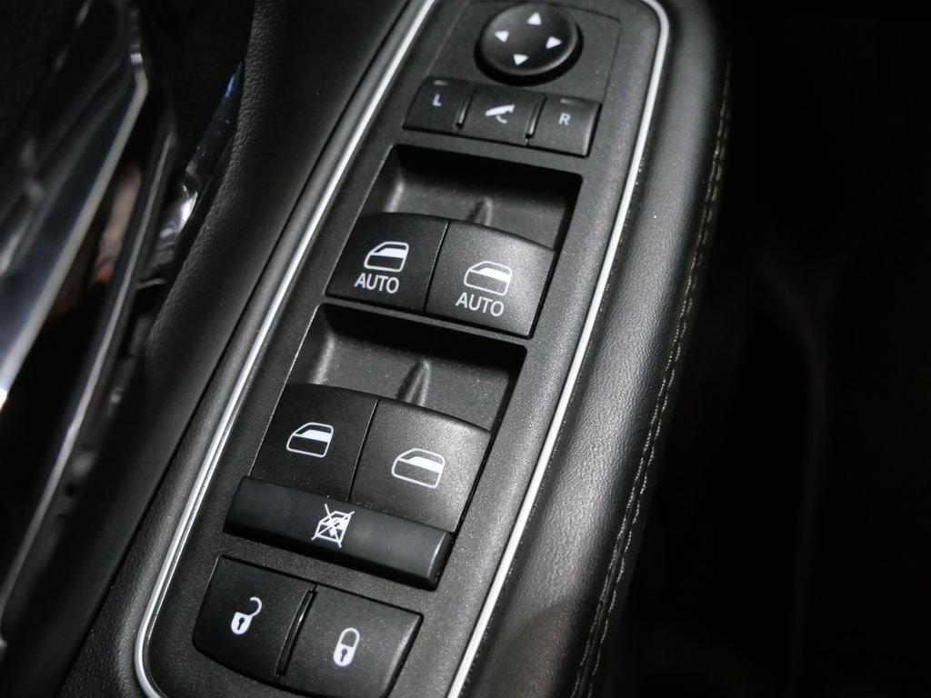 Used 2022 RAM 1500 Limited image 13