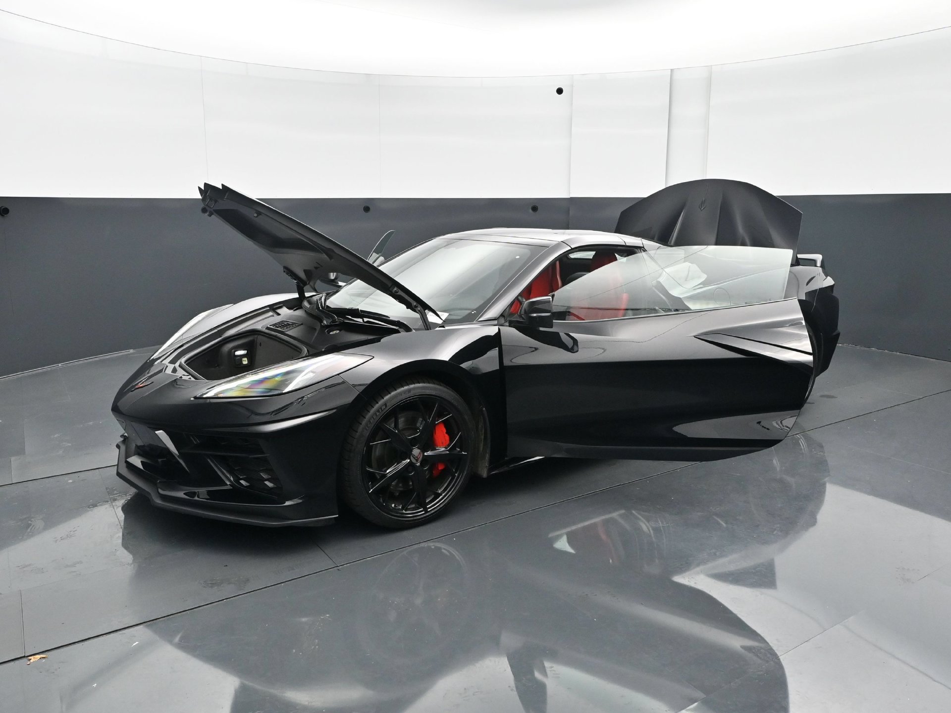 Used 2021 Chevrolet Corvette Stingray Convertible w/ Z51 Performance Package RWD image 50