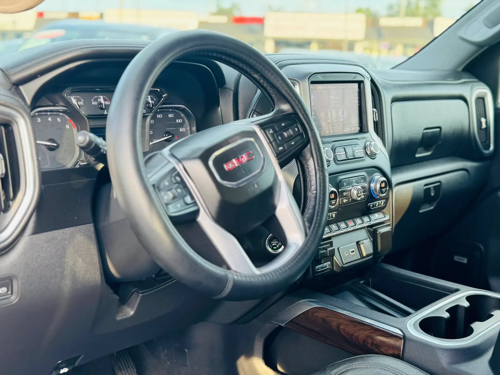 Used 2019 GMC Sierra 1500 SLT w/ SLT Premium Plus Package AWD/4WD image 15