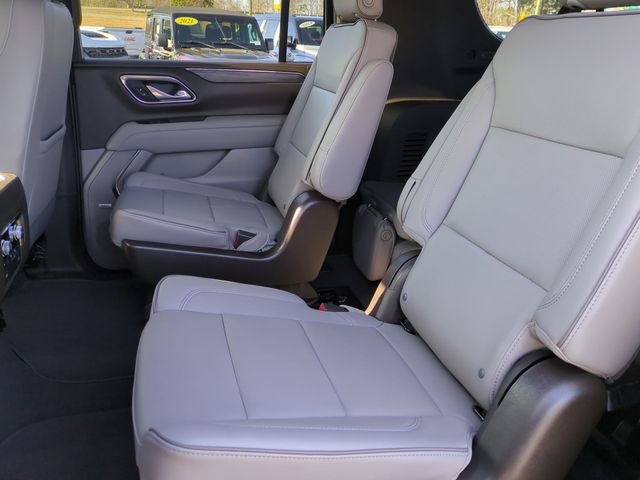 Used 2023 GMC Yukon XL SLT w/ SLT Luxury Package image 22