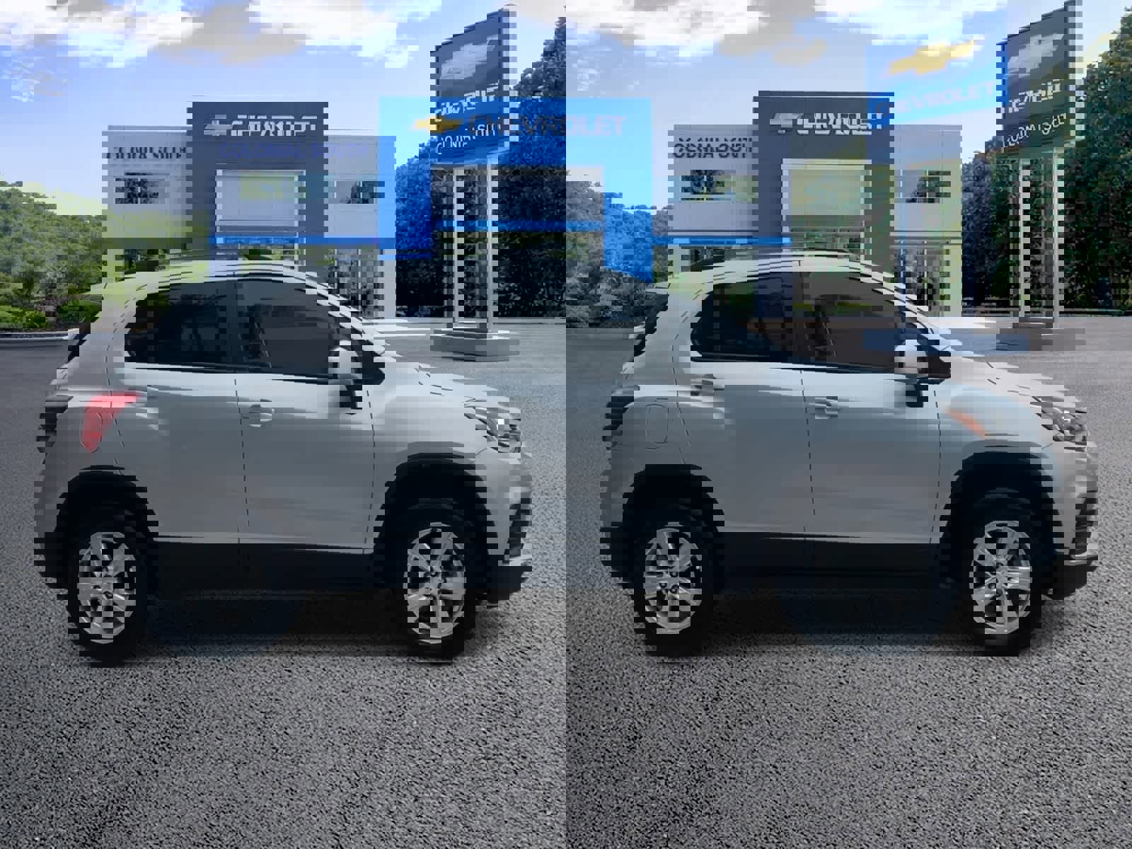 Certified 2022 Chevrolet Trax LT w/ LT Convenience Package image 7