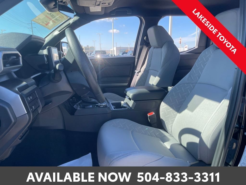 Certified 2025 Toyota Tacoma SR5 image 30