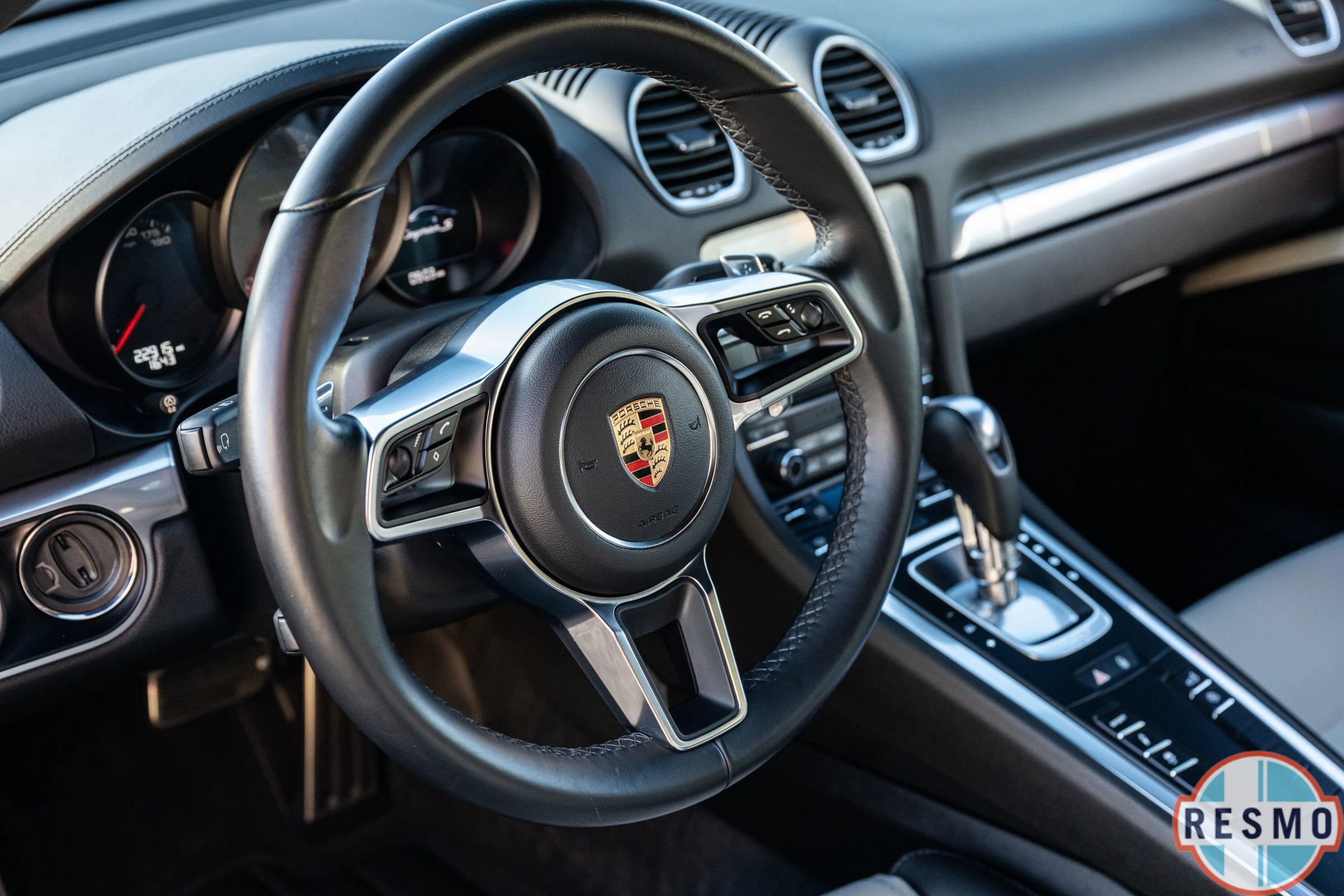 Used 2018 Porsche 718 Cayman S image 24